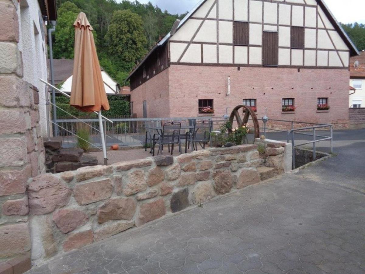 Ferienhaus Zur Kleinen Kneipe Fladungen Exterior foto